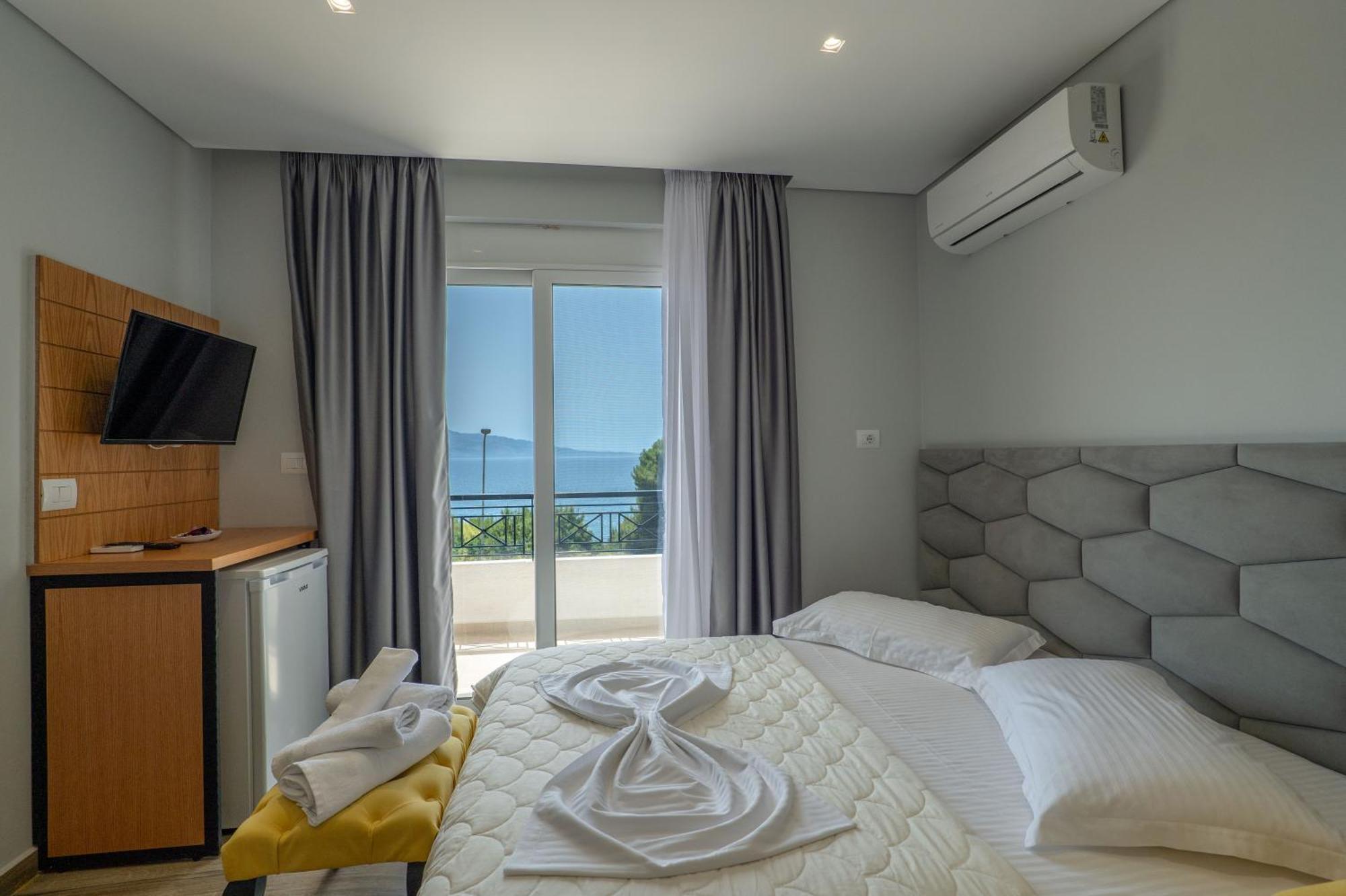 Sunkised Hotel Saranda Kültér fotó