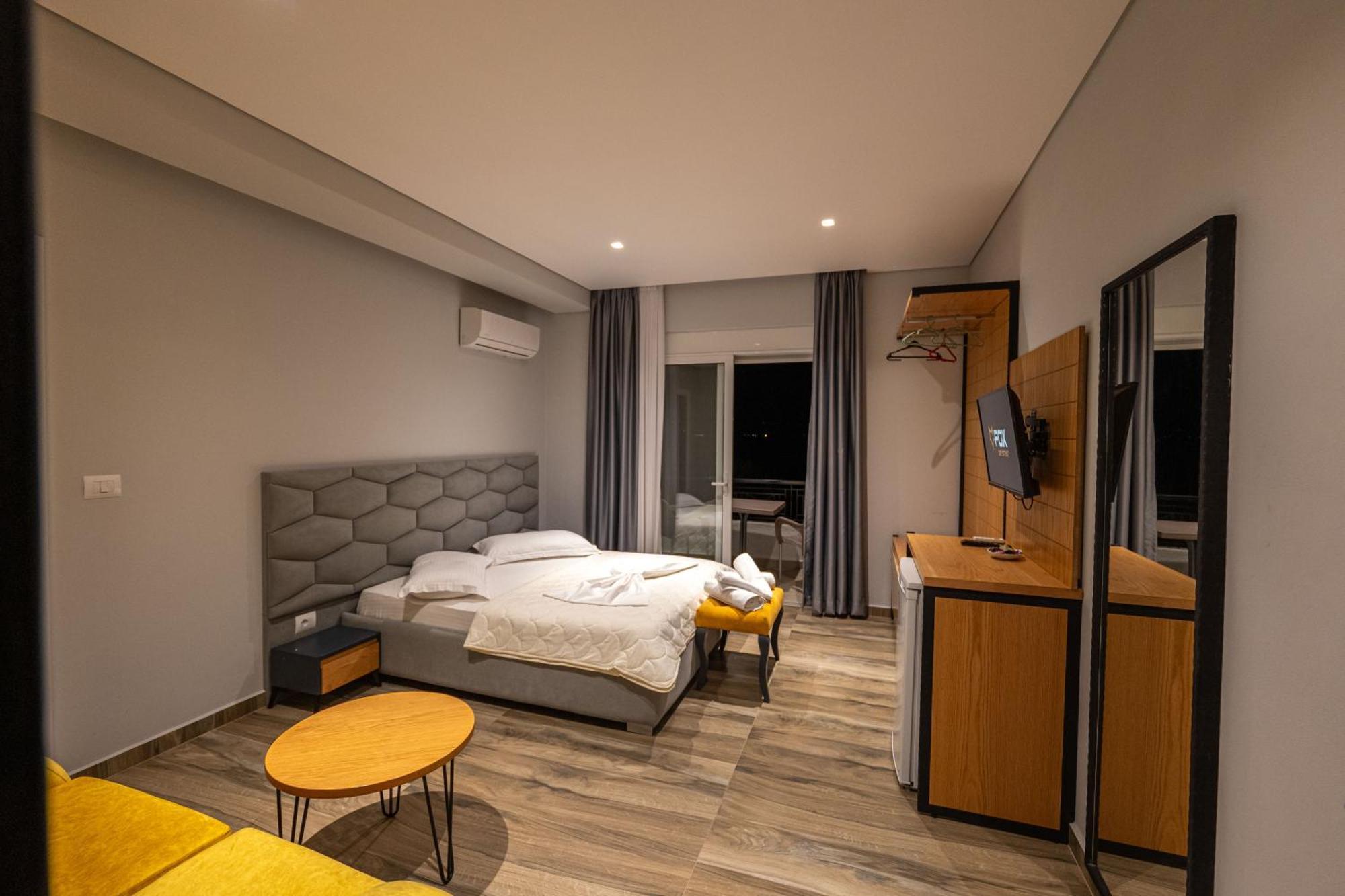 Sunkised Hotel Saranda Kültér fotó