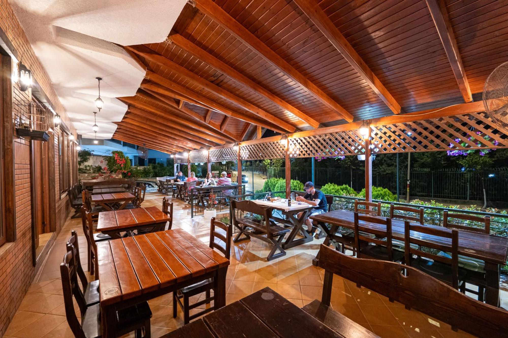 Sunkised Hotel Saranda Kültér fotó