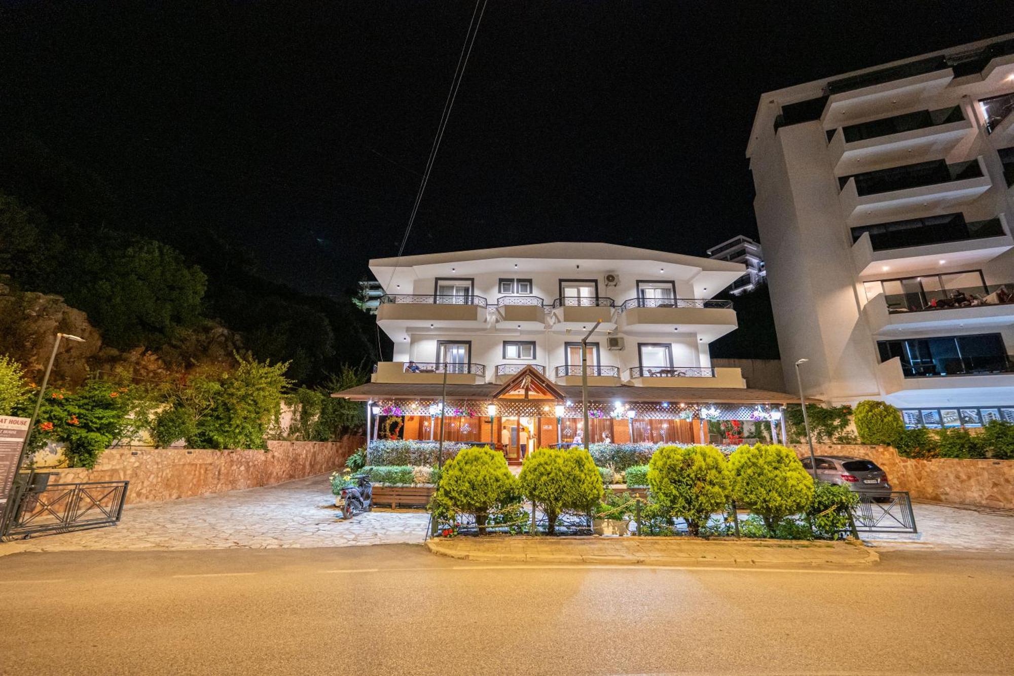 Sunkised Hotel Saranda Kültér fotó