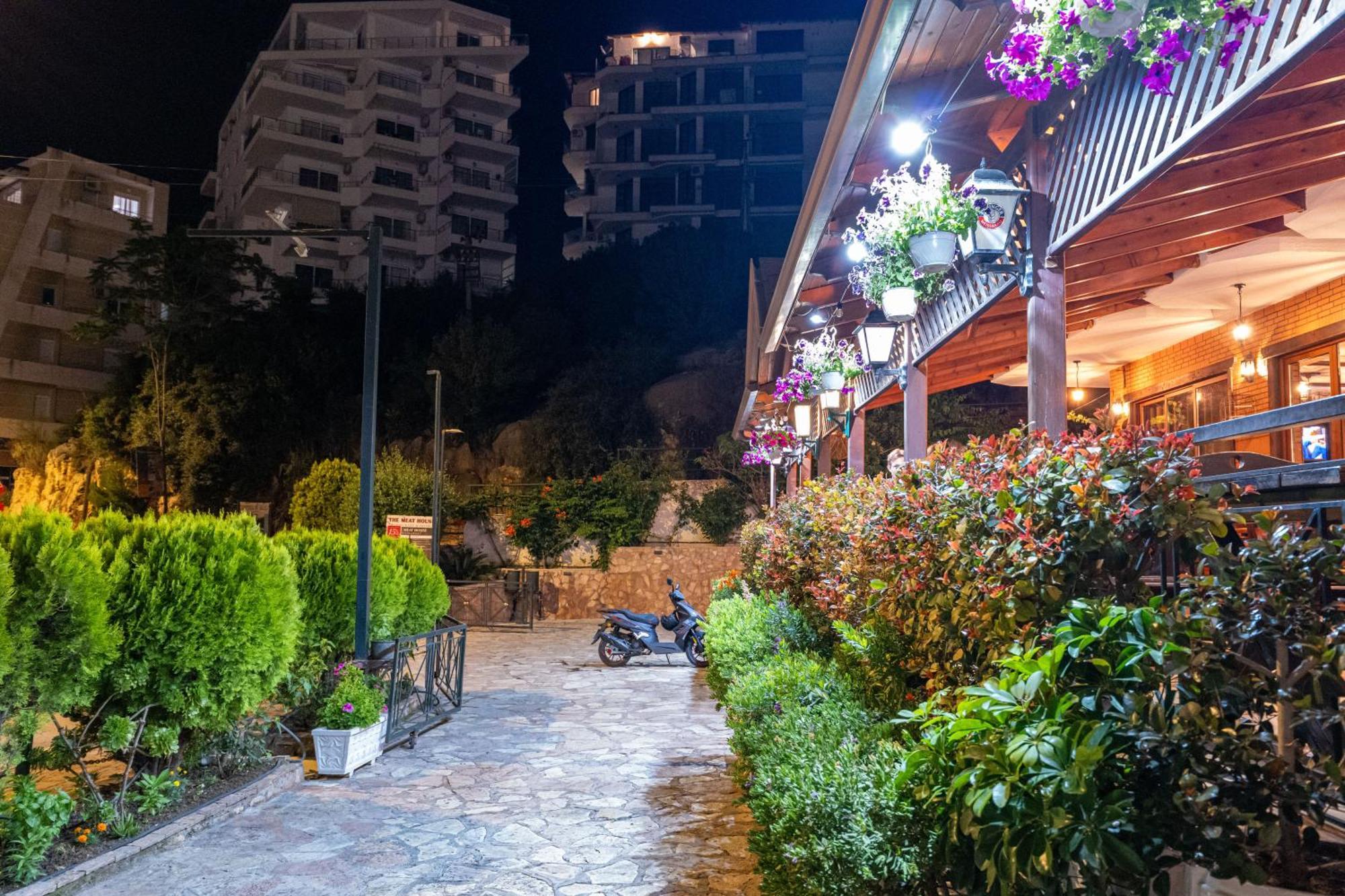 Sunkised Hotel Saranda Kültér fotó